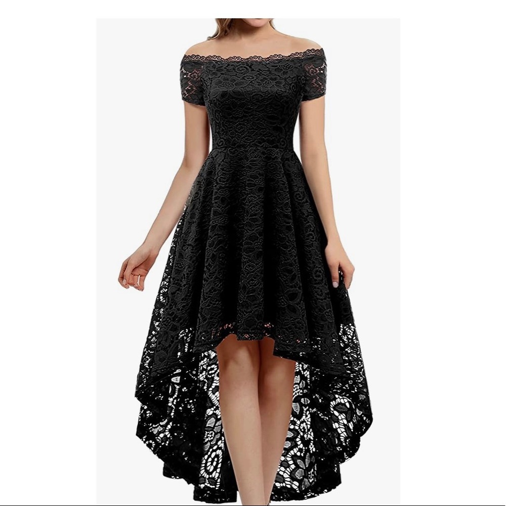 BRAND NEW Black Lace Off the Shoulder Windsor Dress Size Small